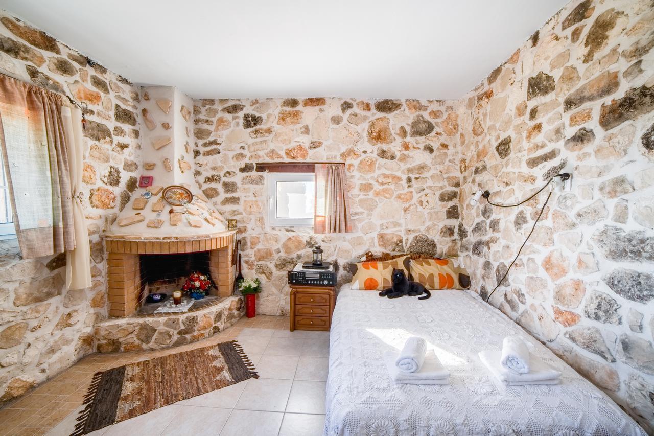 Lithahiro Stone House Villa Agalas Ngoại thất bức ảnh